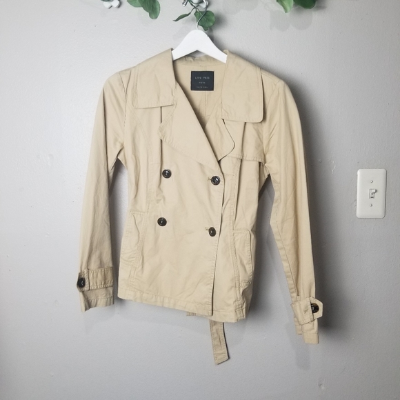 Love Tree Jackets & Blazers - Love Tree lightweight trench jacket size M